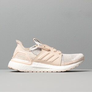Adidas UltraBOOST 19